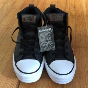 Converse Street Mid -Black and White
